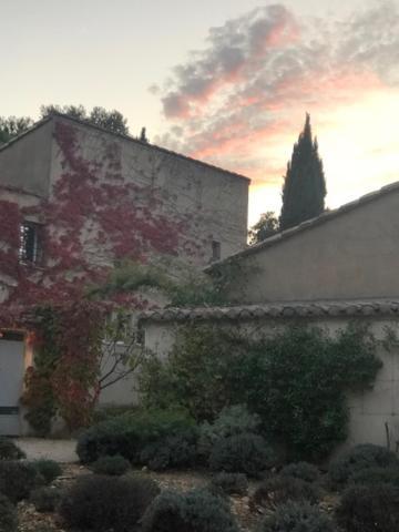 Maison Les Chenes Eygalieres  Bagian luar foto